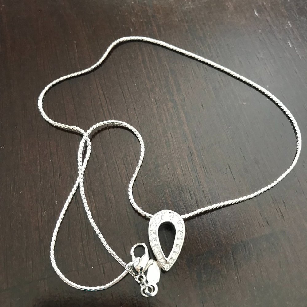 FLASH SALE Swarovski Swan Signed Clear Crystal and Silvertone Necklace